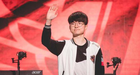 他在国际赛 他在国际赛