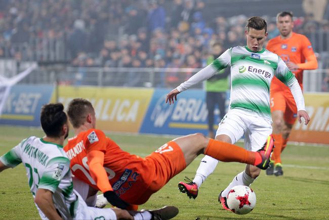 用全能表现 用全能表现