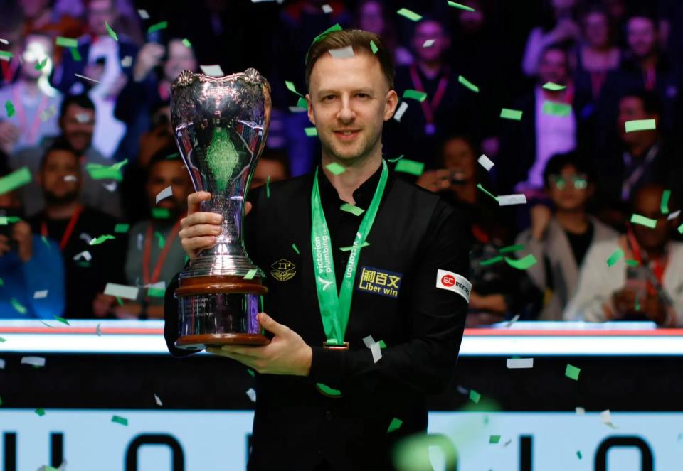 区停顿后仰 区停顿后仰