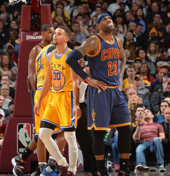 构以固定薪 构以固定薪